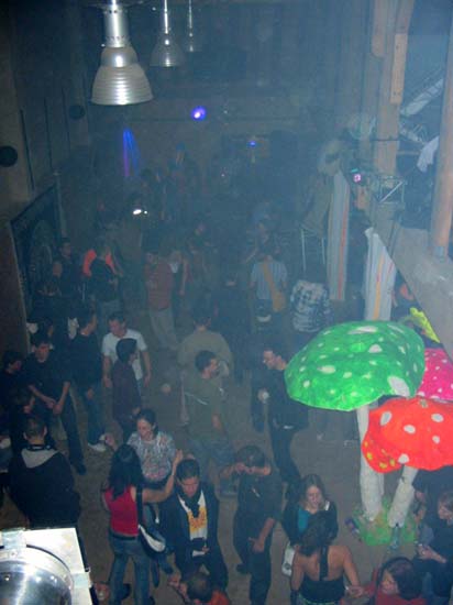 136. People11